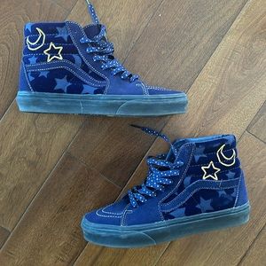 Vans Sk8-Hi x Disney Sorcerer's Apprentice, like new!